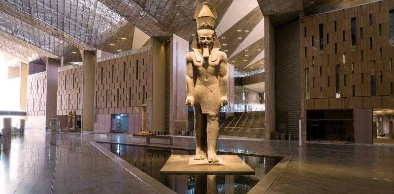  بعد موافقة الحكومة معلومات عن مشروع إنشاء ممشى الأهرام المتحف المصري الكبير السياحي