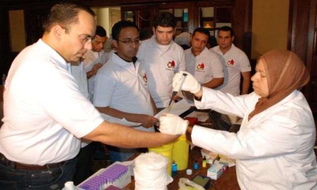 إحدى شركات الرعاية الصحية العالمية الرائدة تستجيب لنداءات التبرع بالدم في مصر