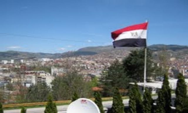 وزارة الخارجية تنفى تنكيس العلم المصرى فى البوسنة