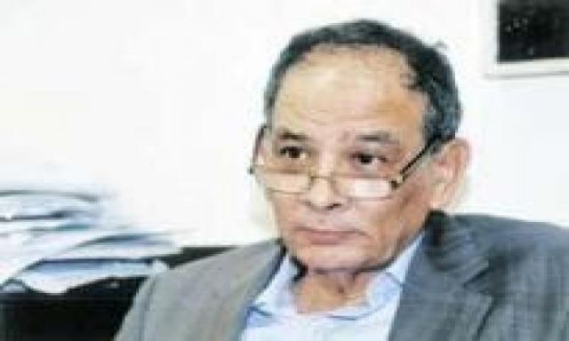 الحسينى: ثورة 25 يناير دليل على عدم وجود إنجازات إقتصادية لمبارك