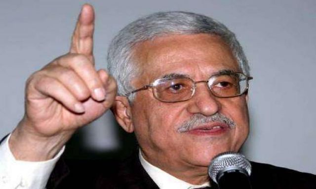 رئيس السلطة الفلسطينية يغادر مصر إلى قطر