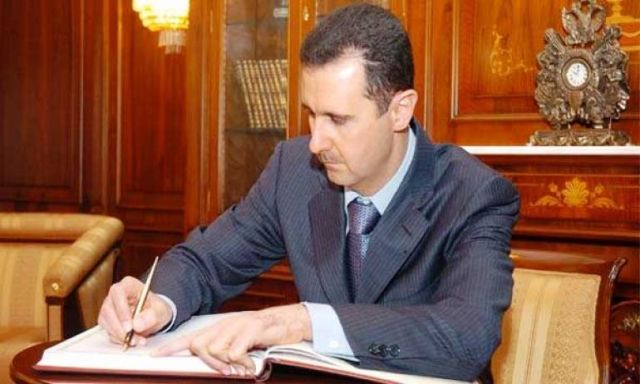 ”الجارديان”: بشار الأسد يتواصل مع رجاله عن طريق الـ”mail”