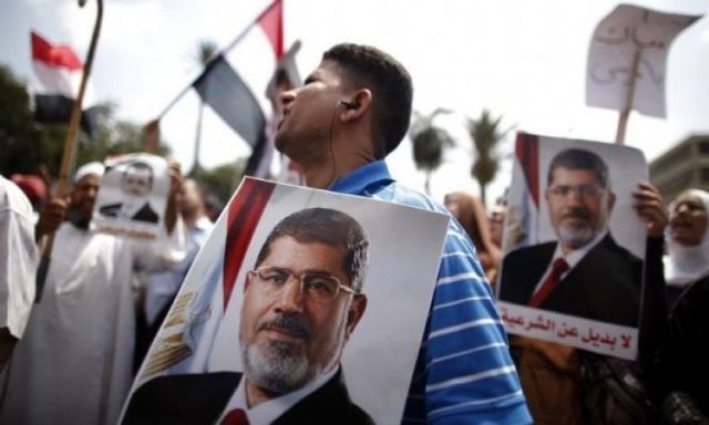 ظهر اليوم ..  مسيرة لمؤيدو مرسى من الجامع الأزهر لتأييد شرعيته