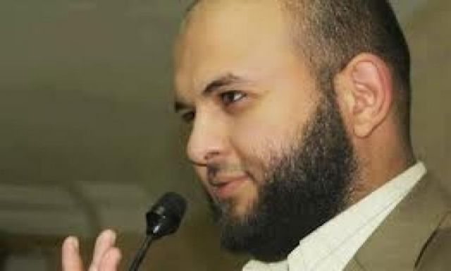 زوجة أحمد عارف: زوجى ألقى خطبة العيد من داخل زنزانته الانفرادية