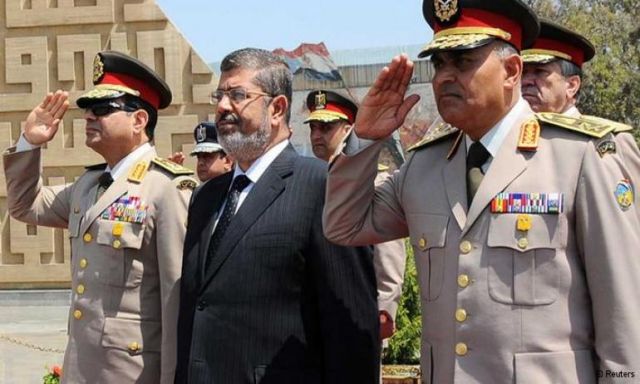 ننشر تفاصيل إطاحة مرسى بـ400 من قادة الجيش قبل ثورة 30 يونيو