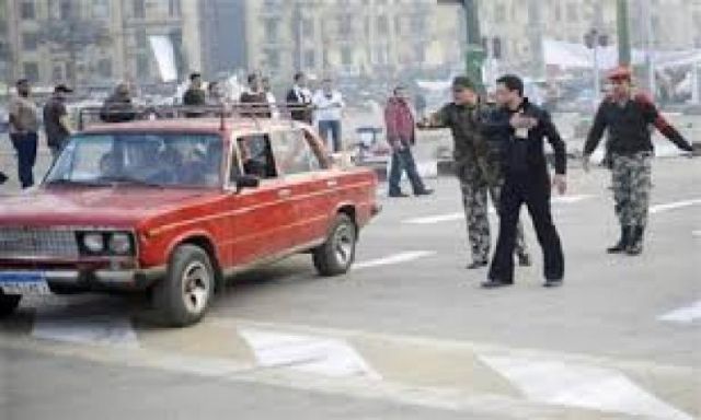 الجيش يفتح ميدان التحرير بعد إغلاقه أمس لدواعى أمنية