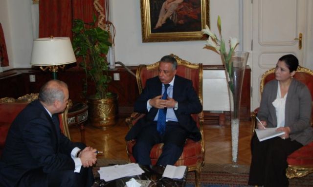 أبو النصر يبحث مع سفير مصر في اليونسكو سبل دعم المنظمة للاستراتيجية الجديدة للتعليم