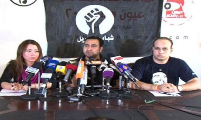 شباب 6 ابريل يتوافدون على نقابة الصحفيين لبحث أوضاع سجناء الحركة
