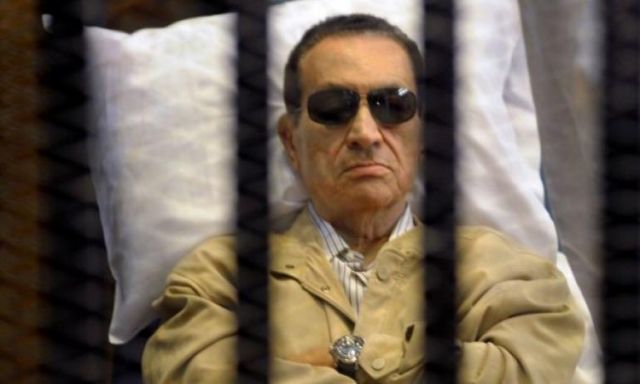 قاضى ”مبارك” يسمح للصحفيين بسماع قرارات المحكمة عقب انتهاء شهادة مدير أمن الجيزة وضابط الحرس الجمهوري غدا