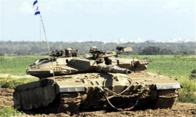 قوات الاحتلال تتوغل بشكل محدود داخل قطاع غزة