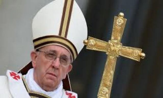 بابا الفاتيكان : نشعر بالأسف لما حدث للأقباط المصريين فى ليبيا