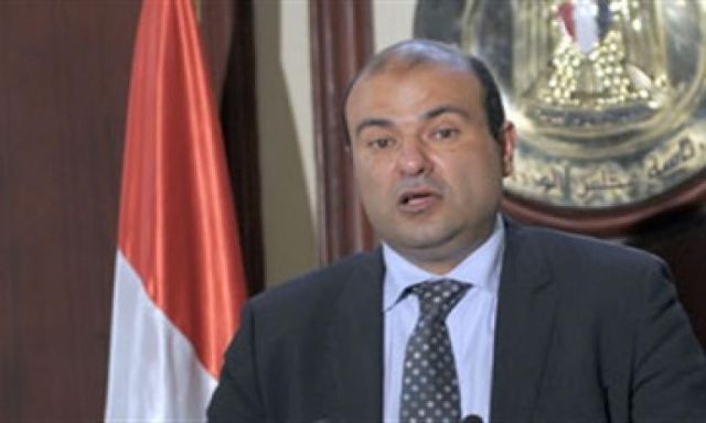 وزير التموين الجديد: من اليوم رغيف العيش سيزن 120 جراماً