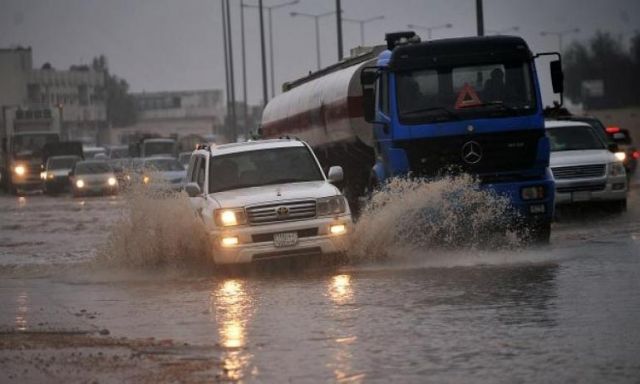 ”الحكومة” تتعهد بصرف تعويضات سريعة للمتضررين من السيول باسيوط