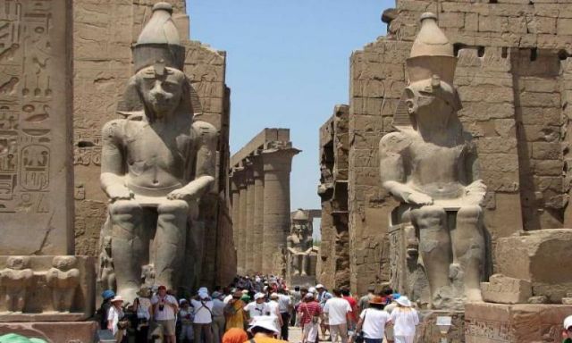 الخارجية الروسية توصى سياحها بعد مغادرة المنتجعات السياحية المصرية
