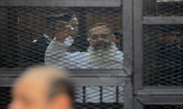 رئيس جنايات القاهرة يطرد أبو إسماعيل من قاعة المحاكمة لإخلاله بسير الجلسة