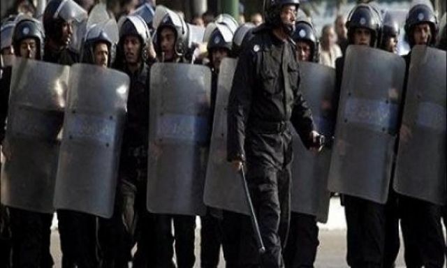 إجراءات أمنية مشددة بمحيط أكاديمية الشرطة لتأمين محاكمة مرسى و14 آخرين فى أحداث الإتحادية