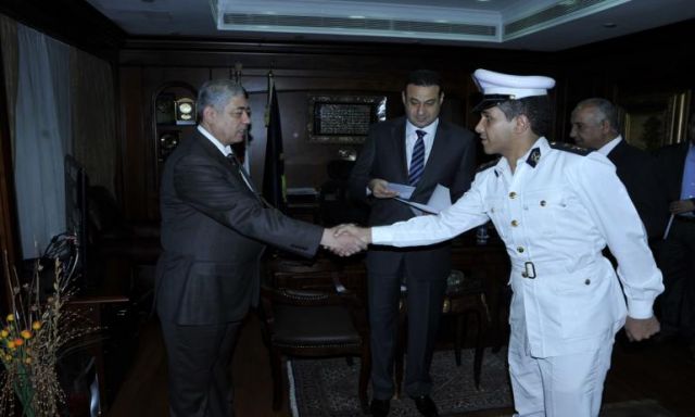 بالصور: تفاصيل تكريم وزير الداخلية لضباط المباحث الذين تصدوا لواقعة تحرش ميدان التحرير