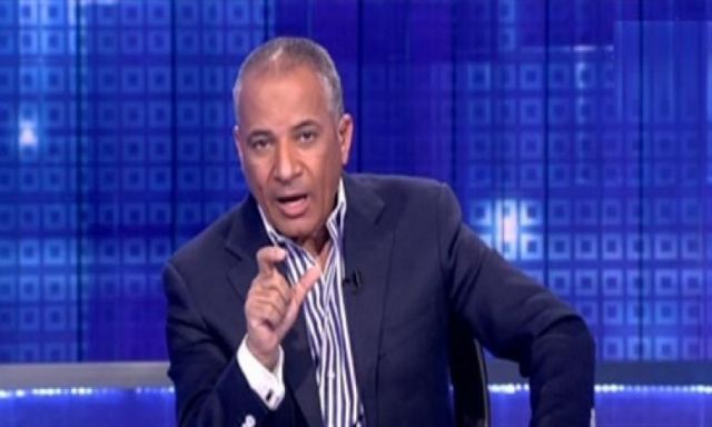 أحمد موسى: اللى عاوز يتحرش دلوقتى يروح الشهر العقارى