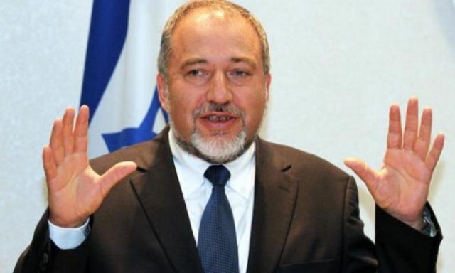 ليبرمان يبجث مع كيري تداعيات خطف الإسرائيليين الثلاثة واتفاق المصالحة بين فتح وحماس