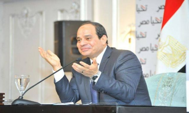 الرئاسة:”السيسى”عاد إلى القاهرة بعد أدائه لمناسك العمرة