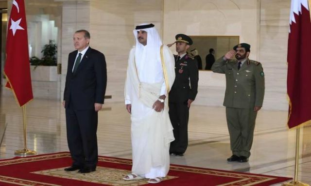 عاجل ..وصول اردوغان وجهاز مخابراته الى قطر