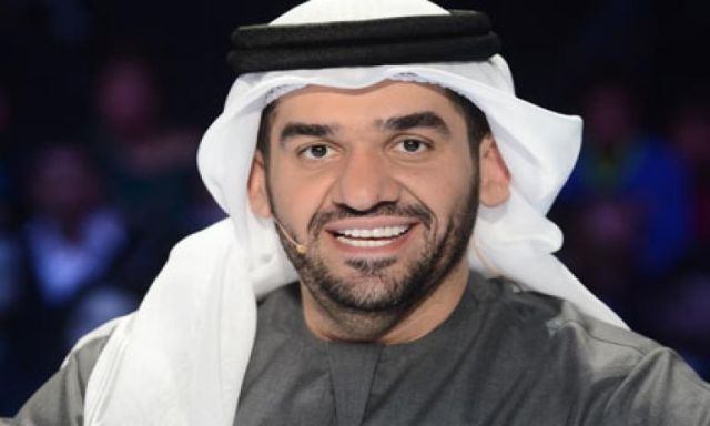حسين الجسمي ويسري فودة يصلان إلى عزاء خالد صالح