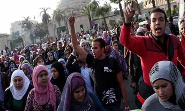 الجامعات المصرية.. صراع الحكومة والإخوان بأدوات جديدة
