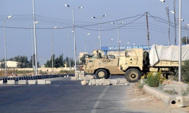 الجيش يحبط محاولة تفجير سيارة مفخخة فى كمين جنوب مدينة رفح