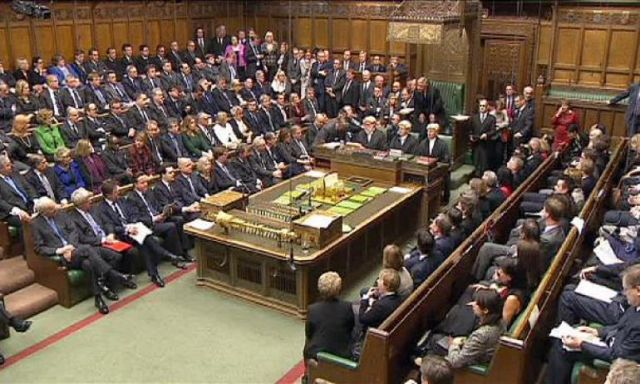 البرلمان البريطاني يصوت لصالح اعتراف بلاده بالدولة الفلسطينية بأغلبية ساحقة