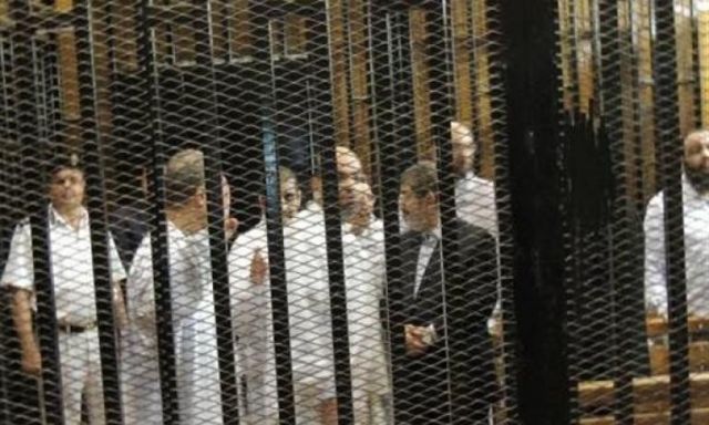 عاجل ..محكمة جنايات القاهرة تقضى ببراءة ”مرسي”