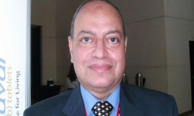 الدكتور عز العرب: إصابة ربع مليون مصري كل عام بفيروس سي نتيجة عدم تطبيق مكافحة العدوي بالمستشفيات
