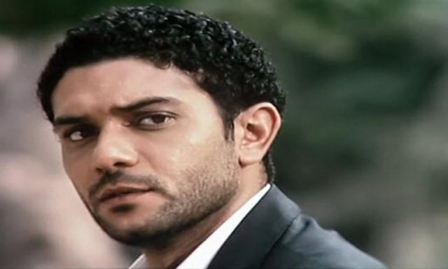 آسر ياسين عن حادث سيناء: ”مش هاتبقي أخر حادثة”