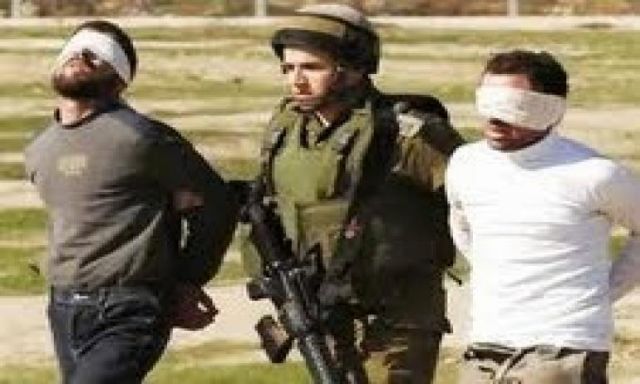الجيش الإسرائيلي يعتقل9 فلسطينيين صباح اليوم