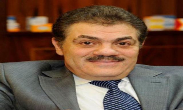 الوفد يقرر دعم عمرو موسى للرئاسة
