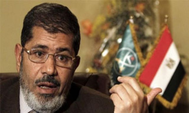 ”مرسى” يستقبل سفير جزر القمر بالقاهرة لبحث التعاون بين البلدين