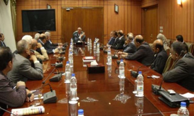 محافظ بورسعيد: اجتماع عاجل مع رئيس الوزراء لتنمية المحافظة وحل مشاكلها