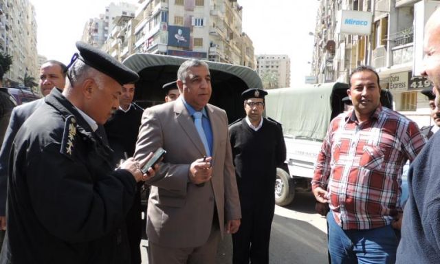 بالصور مدير أمن الأسكندرية  يقود الحملات لإزالة  الإشغالات بشوراع المدينة وأعادة المظهر الحضارى