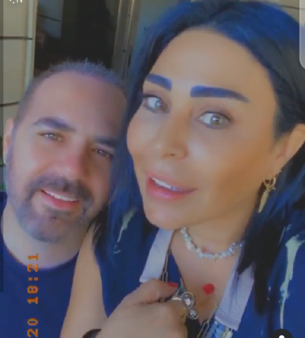 وائل جسار يداعب جمهوره بفيديو مع زوجته
