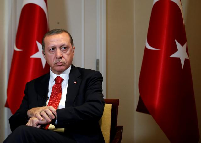 تقارير سرية.. أردوغان خطط لاحتلال اليونان للسيطرة علي حقول الغاز
