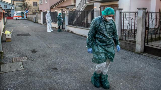 تسجيل 49 وفاة جديدة بفيروس كورونا فى إيطاليا