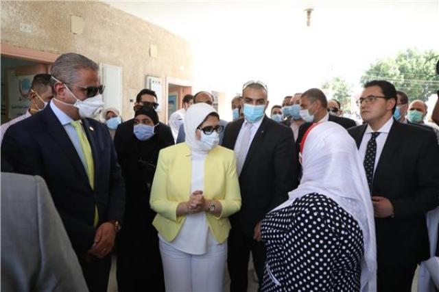 وزيرة الصحة تتفقد وحدة صحة ”جرفس” بالفيوم