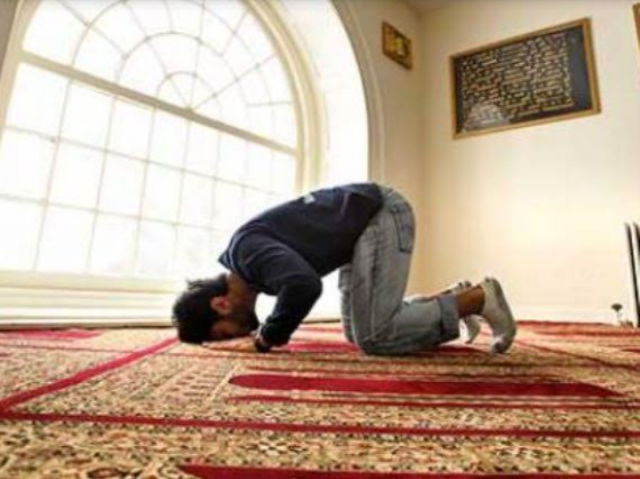 أمين الفتوى يوضح حكم قضاء السنة مع الصلوات الفائتة