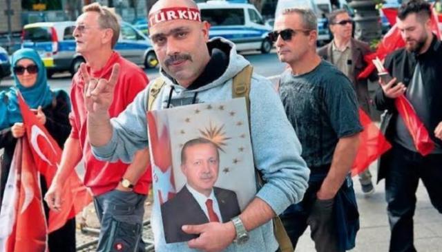 «الذئاب الرمادية»..التاريخ الدموى لذراع أردوغان العسكرى لتنفيذ أجندته بالمنطقة