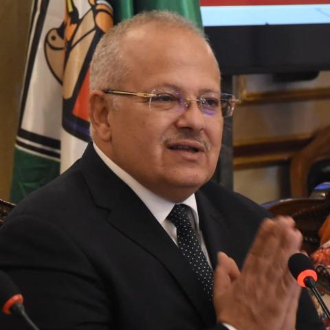 رئيس جامعة القاهرة : إفتتاح الفرع الدولي قريباً وتسليم عمارات المدينة السكنية على مراحل