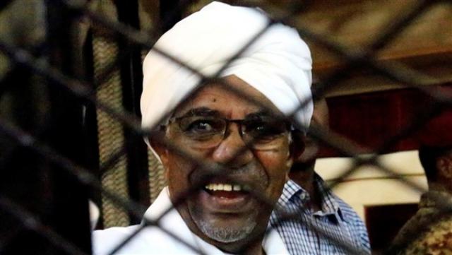 السودان يكشف موقفه من تسليم البشير إلي المحكمة الجنائية الدولية
