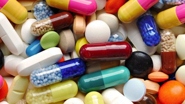 العزبى: الدولة تمتلك المقومات الأساسية للريادة في  قطاع الدواء