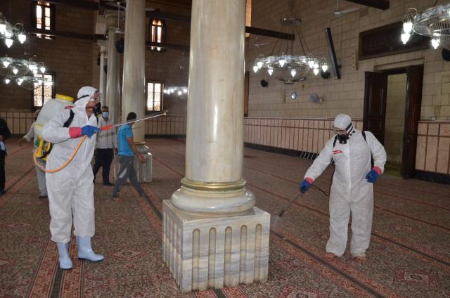 الأوقاف تواصل حملة نظافة وتعقيم المساجد فى المحافظات