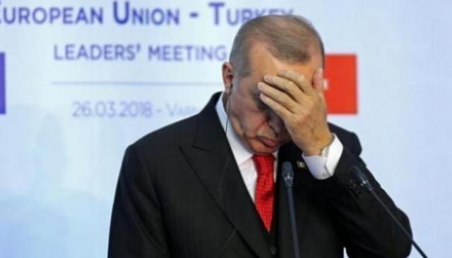 عاجل .. أردوغان انتهى بأوامر تويتر .. والمغردون يسخرون من حلفائه