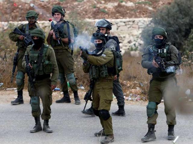 الاحتلال الإسرائيلى يعتقل 4 فلسطينيين بينهم سيدتان