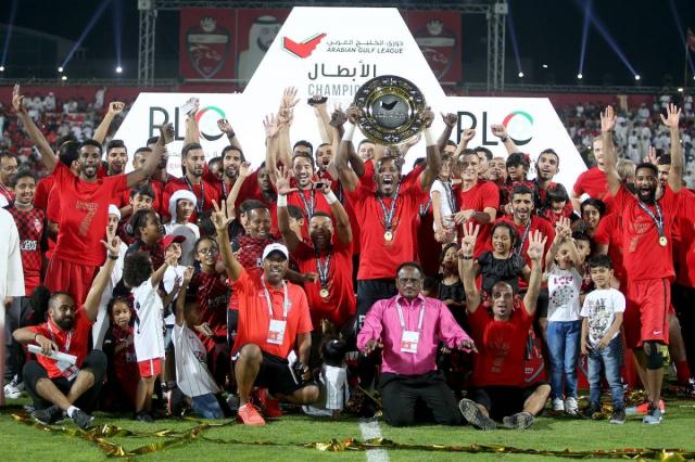 قمة مرتقبة بين النصر والجزيرة في افتتاح الدوري الإماراتي